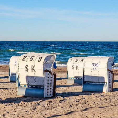 Eerste Reeg Fuer 2-4 Personen Mit Pool * Dahme (Schleswig-Holstein)