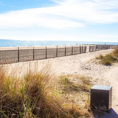 Eerste Reeg Für 2-4 Personen Mit Pool