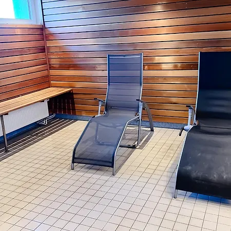 Apartmán Eerste Reeg Fuer 2-4 Personen Mit Pool *